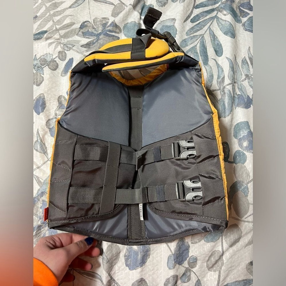 Yellow Reddy Flotation Dog Vest NWT Medium - Picture 3 of 7